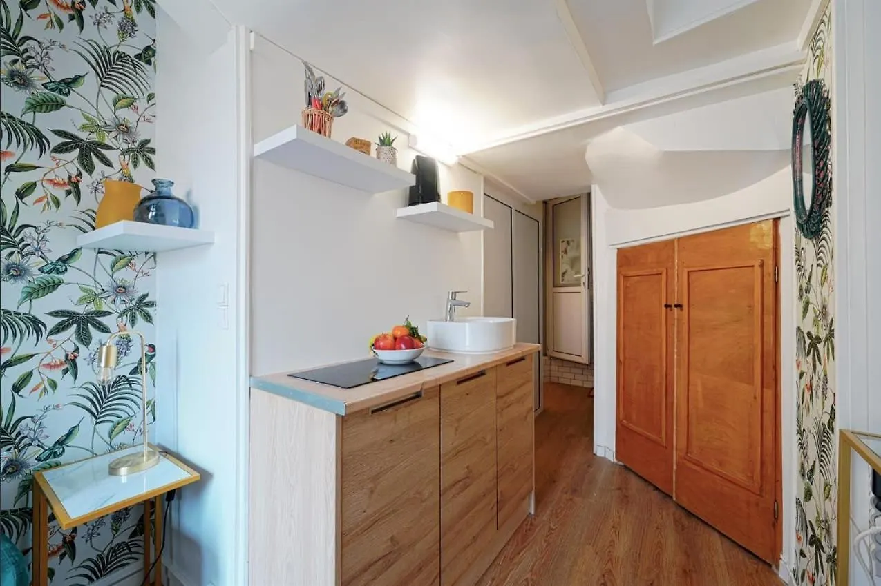 Apartament Cosy Renovated Studio In Heart Of Marais, Best Area To Discover In Paryż