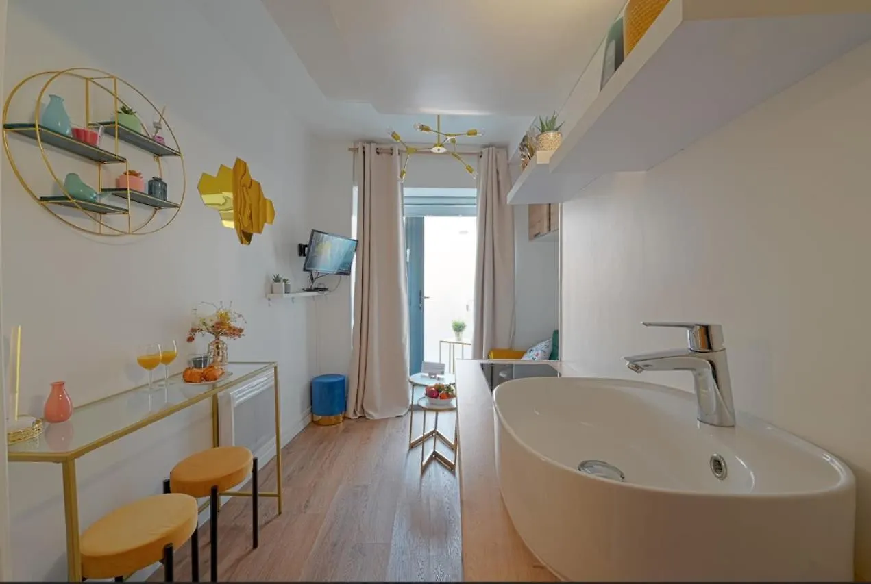 Cosy Renovated Studio In Heart Of Marais, Best Area To Discover In Paris Apartment France